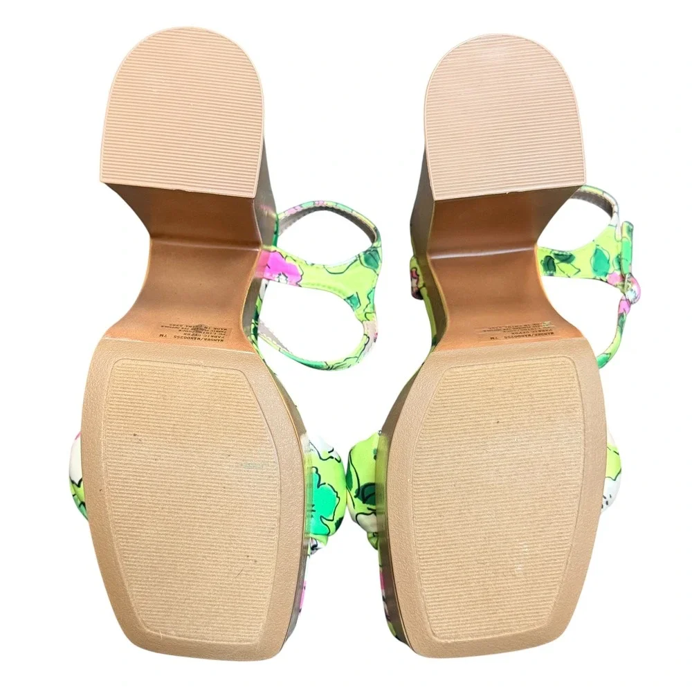 Betsey Johnson Sandals 7M Green Mandee Floral Platform Block Heel Retro Artsy